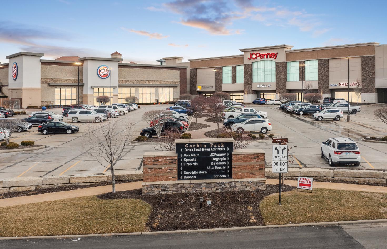 Shops at JCPenney Corbin Park/Overland Park, Kansas