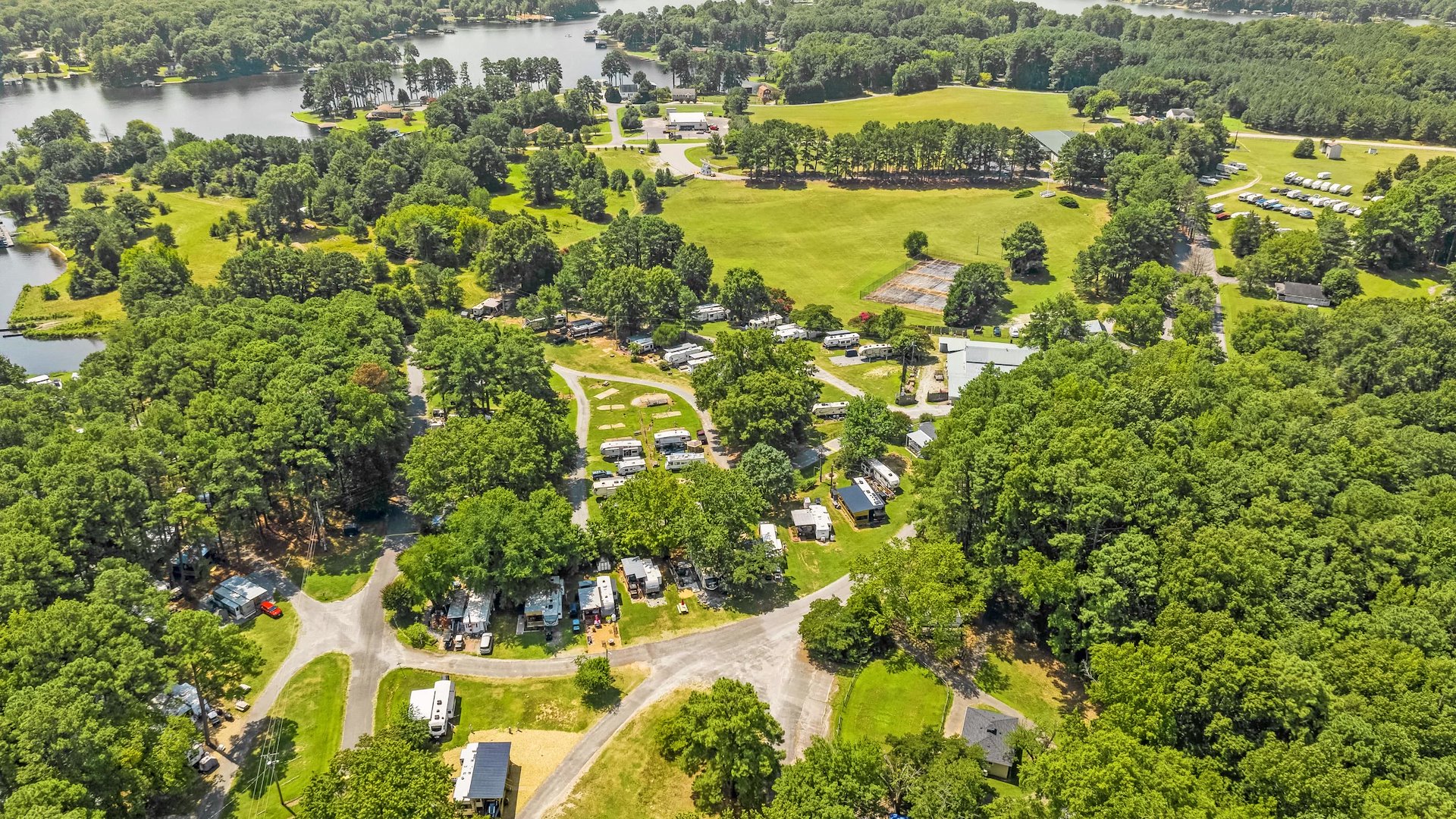 Lake Gaston Resort/Valentines, Virginia