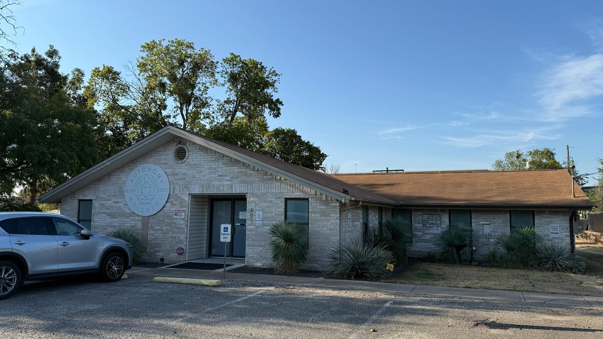 Freestanding Office - office for sale in austin, TX