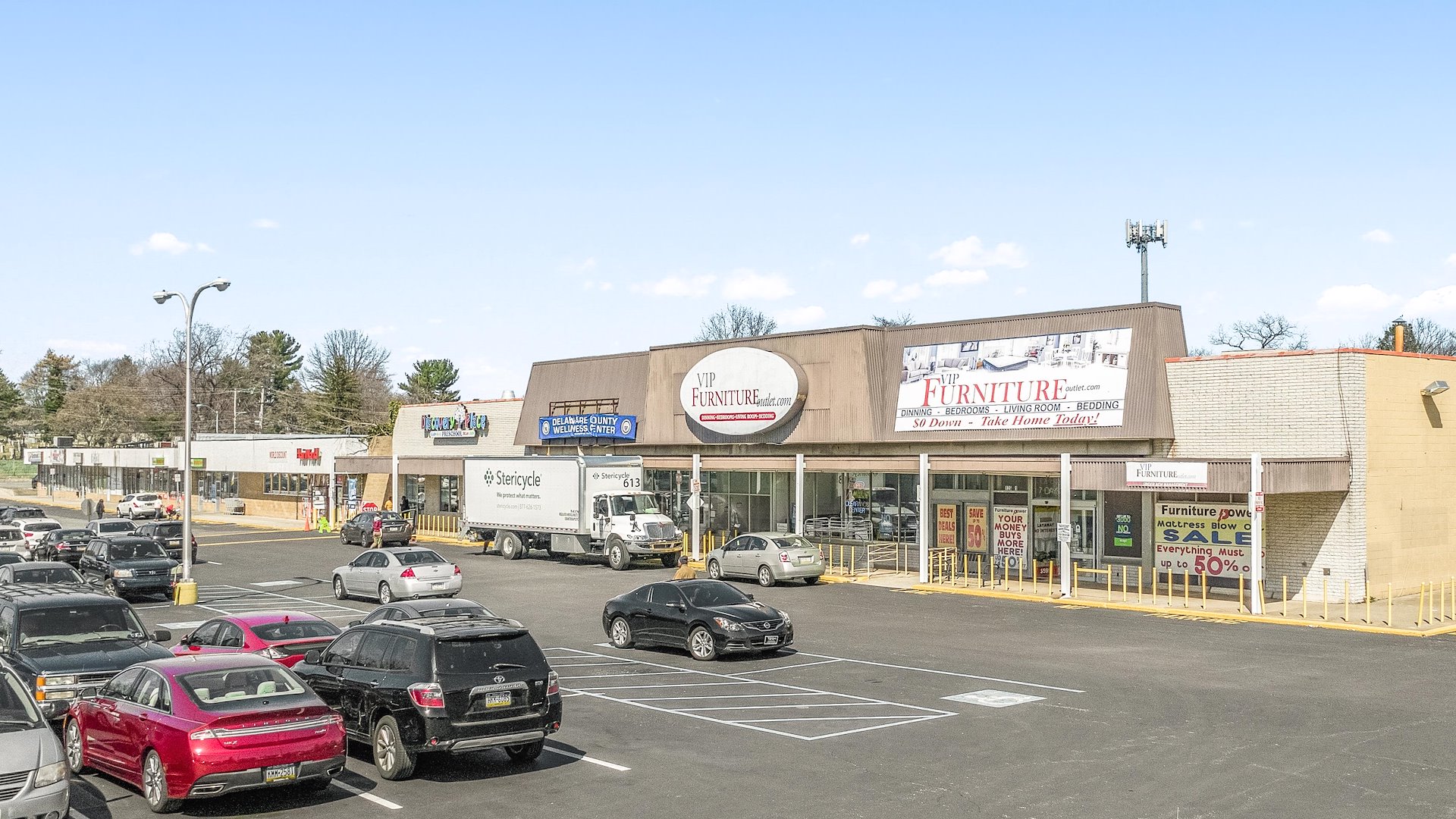 Yeadon Plaza/Yeadon, Pennsylvania