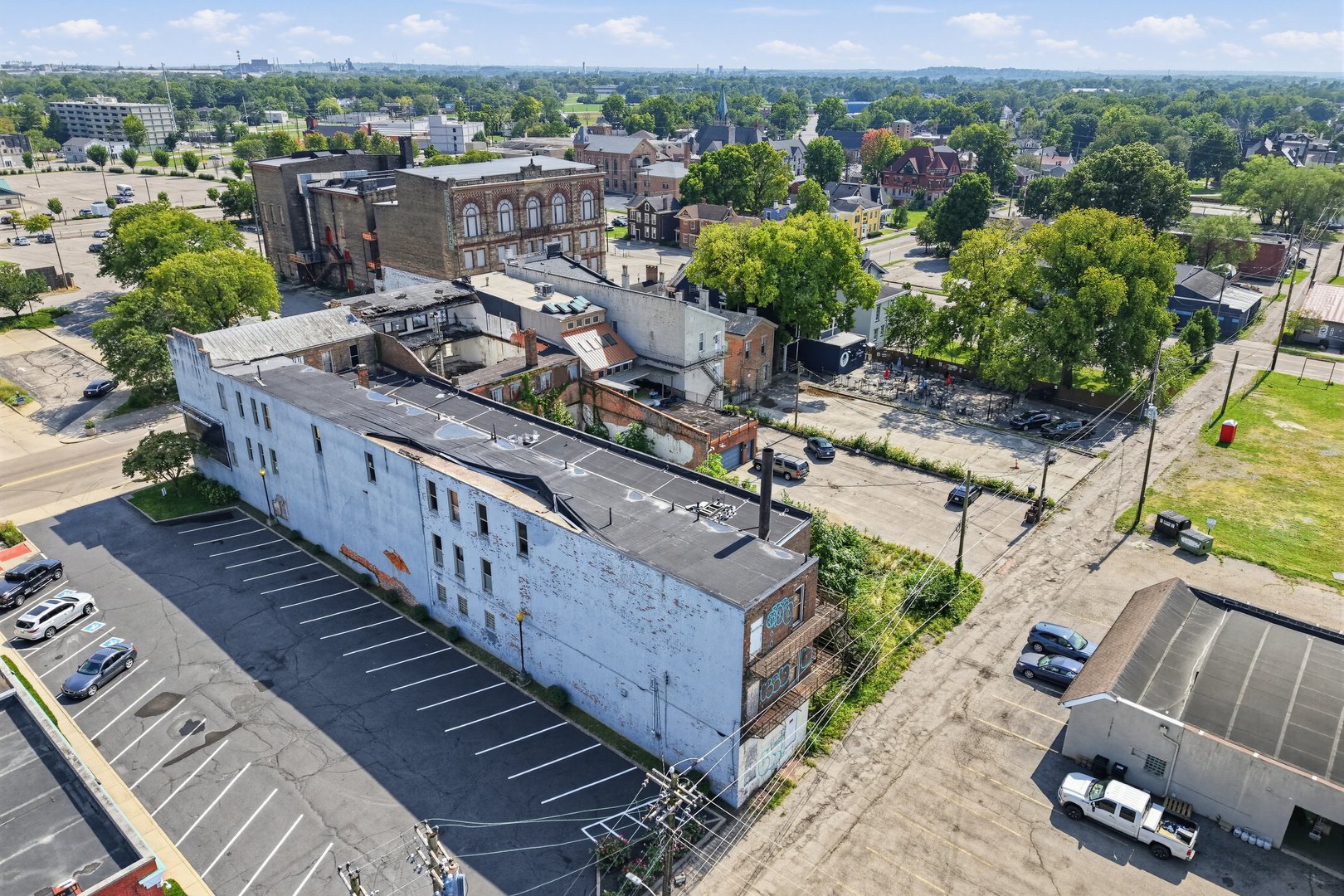 Auction - U.S. Hotel | UC-C Zoned, Tax Credit Potential — Sale in Middletown, OH, photo 4 of 5
