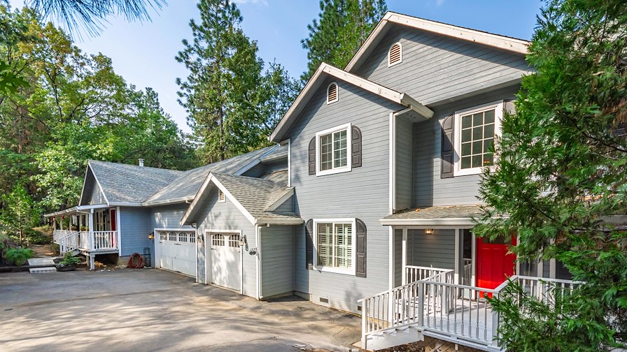 Ponderosa Ridge/Pine Grove, California