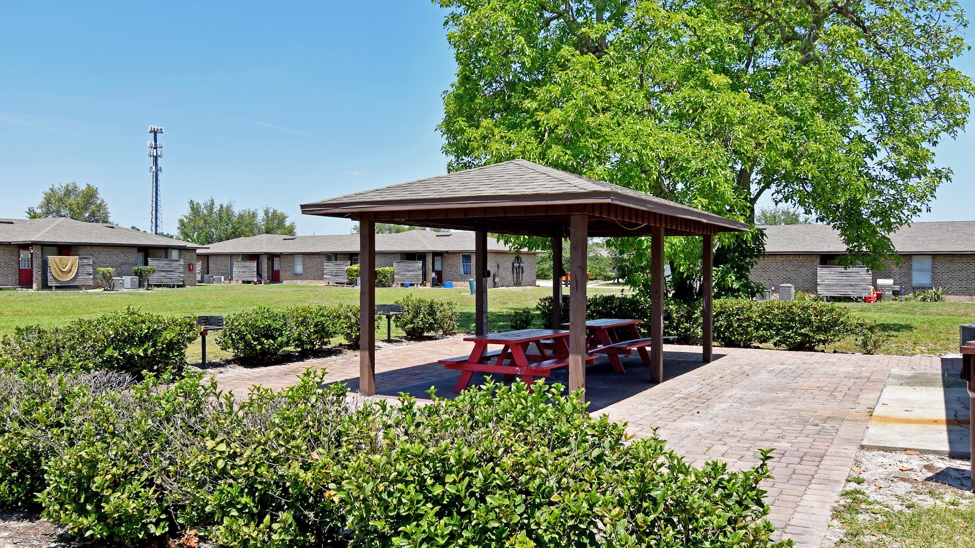 Julian Hills/Eagle Lake, Florida