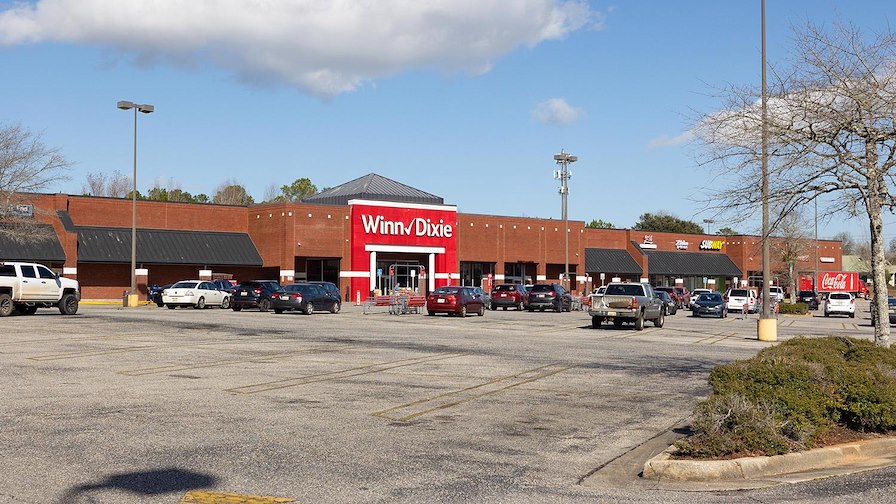 WinnDixie & Walgreens Anchored Center 100 Occupied Mobile MSA