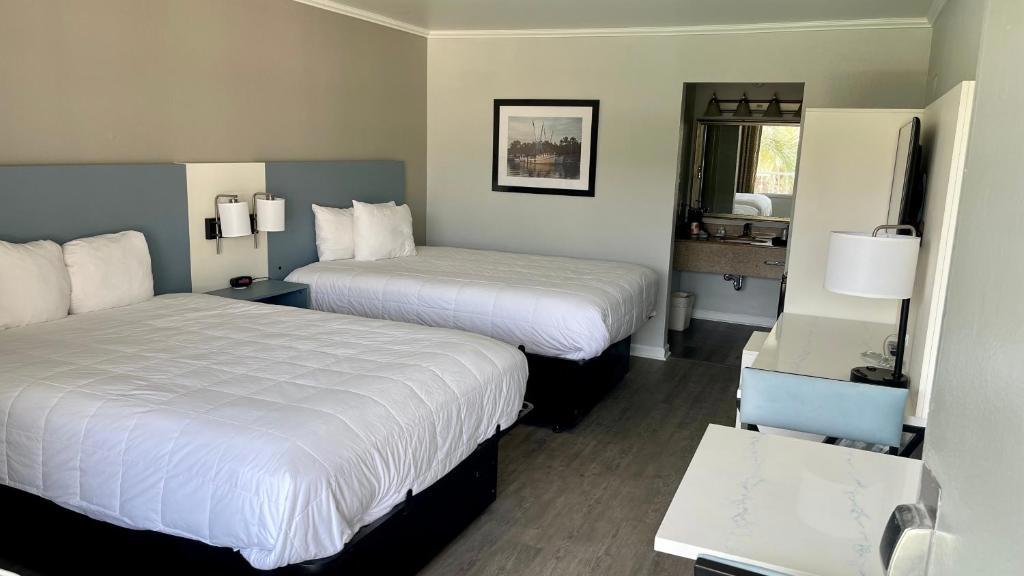 Quality Inn & Suites Georgetown — Sale in Georgetown, SC, photo 4 of 5
