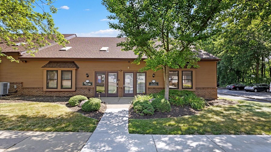 1609 Woodbourne Rd/Levittown, Pennsylvania