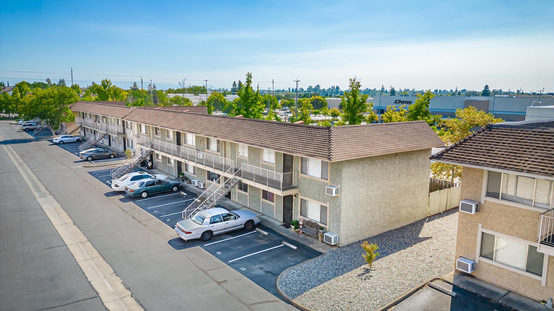 Smoke Tree Apartments/Redding, California