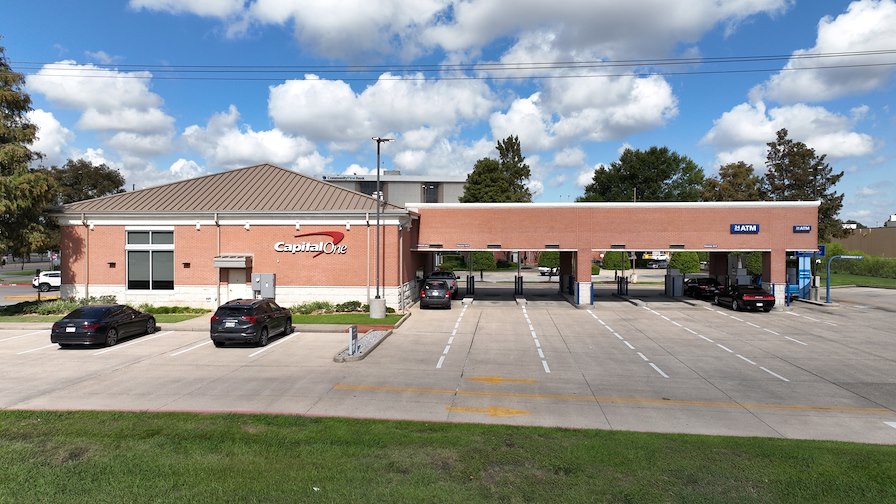 Capitol One Ground Lease | 19 Years of Occupancy/New Iberia, Louisiana