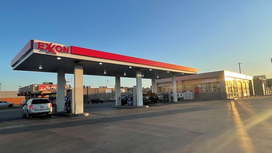 Exxon Gas Station Forest Ln/Dallas, Texas